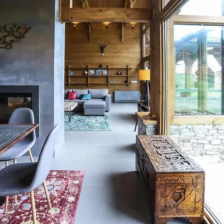 Mountain Hawk Park Villa Bansko