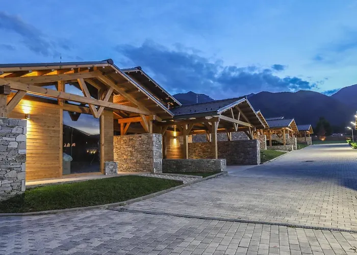 Mountain Hawk Park Villa