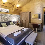 Mountain Hawk Park Villa Bansko
