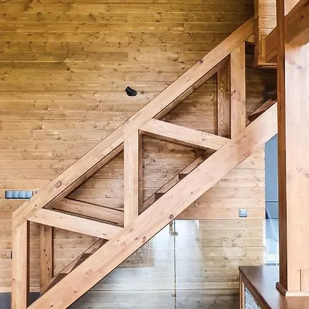 Луксозна вила Mountain Hawk Park *