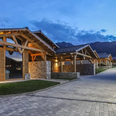 Mountain Hawk Park Villa