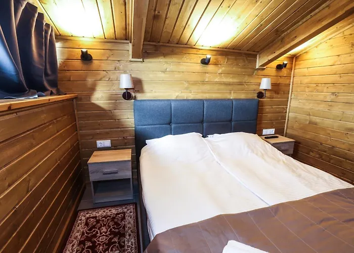 Mountain Hawk Park * 반스코